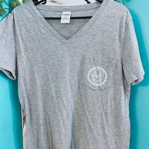 COMFY - PINK aqua & great v-neck tshirt 🥝💓